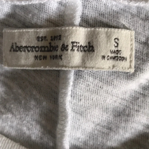 Abercrombie & Fitch tee - Picture 5 of 5